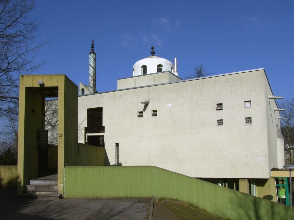Erster Besuch bei der Bilal Moschee